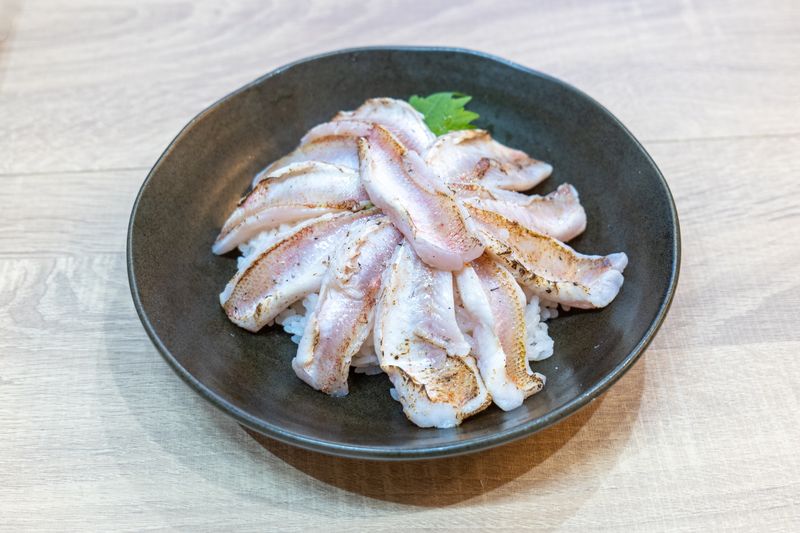 炙りのどぐろ丼